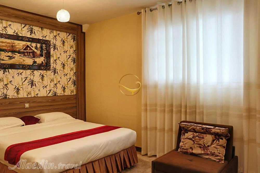 سوئیت دونفره هتل 4 ستاره استقلال قم | علاءالدین تراول