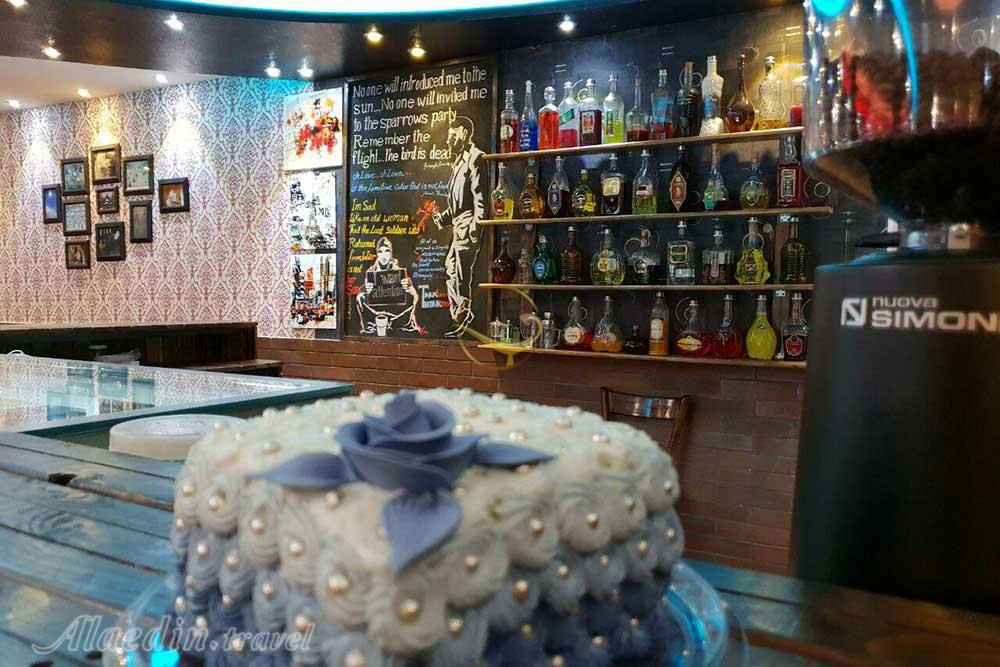 کافی شاپ هتل دیبا شهرکرد | علاءالدین تراول