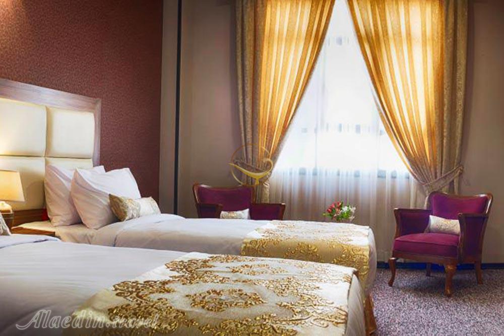 اتاق تویین هتل سه ستاره بین الحرمین شیراز | علاءالدین تراول