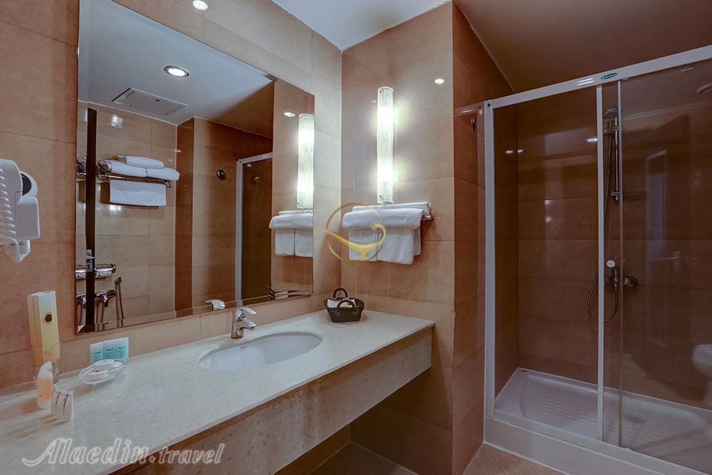 حمام و سرویس بهداشتی هتل 5 ستاره چمران شیراز | علاءالدین تراول