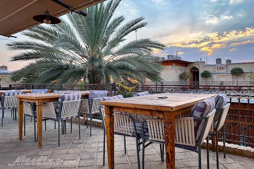 بوتیک هتل ایرانمهر شیراز | علاالدین تراول