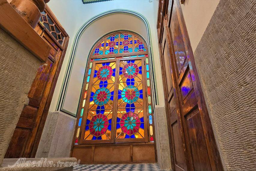 بوتیک هتل جهانشاهی شیراز | علاالدین تراول