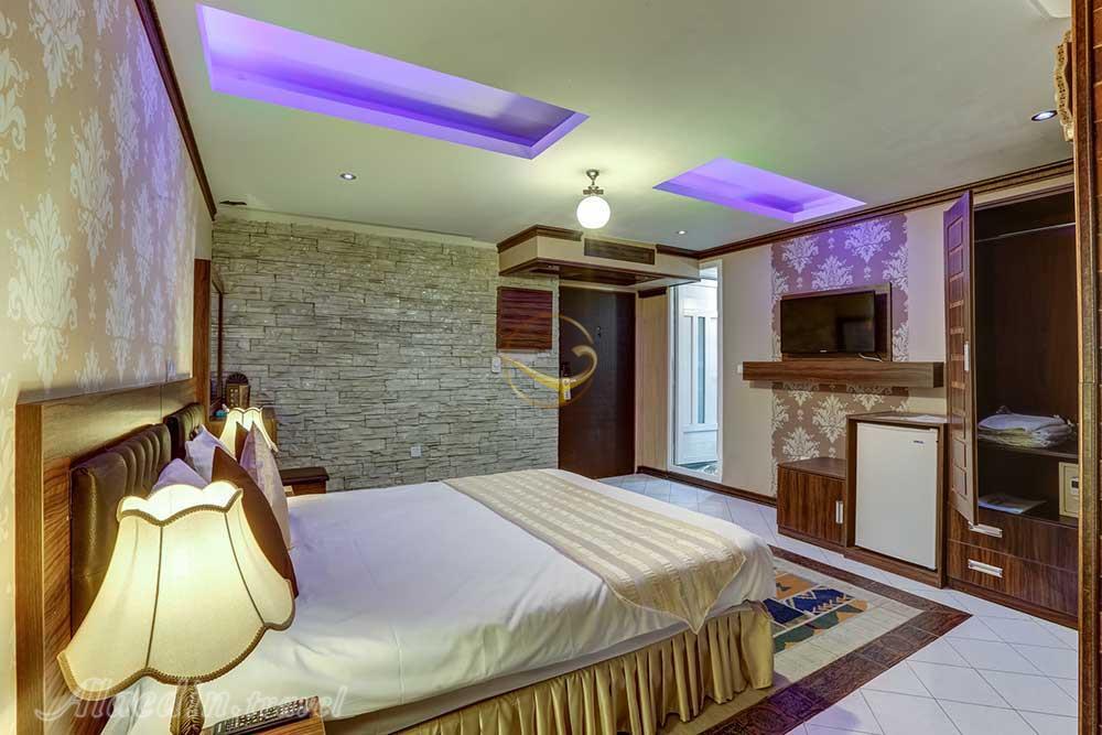 اتاق دو تخته دبل هتل 4 ستاره کریم خان شیراز | علاءالدین تراول