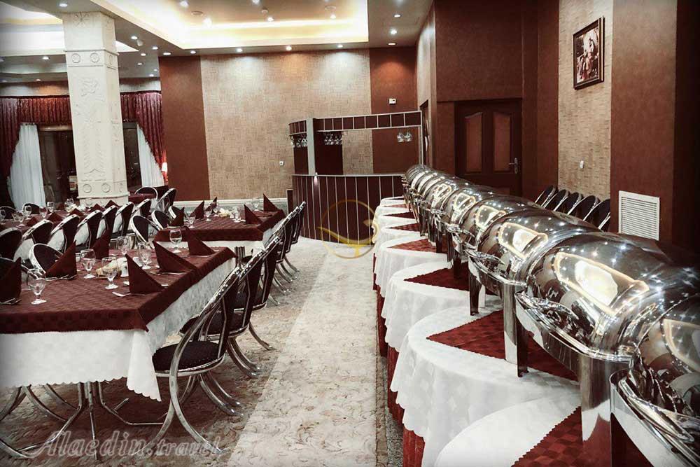 رستوران هتل پرسپولیس شیراز | علاءالدین تراول