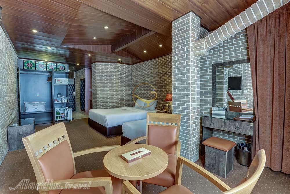 سوئیت دو نفره هتل 4 ستاره ستارگان شیراز | علاءالدین تراول