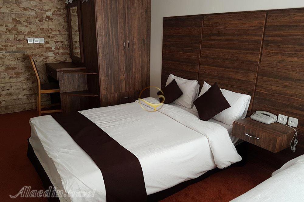 اتاق دو تخته دبل هتل 3 ستاره جهانگردی شیراز | علاءالدین تراول