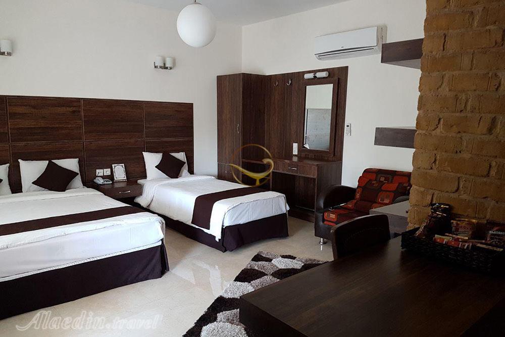 اتاق دو تخته تویین هتل 3 ستاره جهانگردی شیراز | علاءالدین تراول