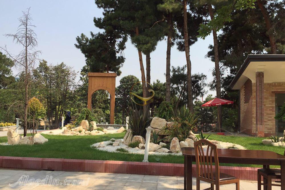 هتل بلوط تهران | علاءالدین تراول