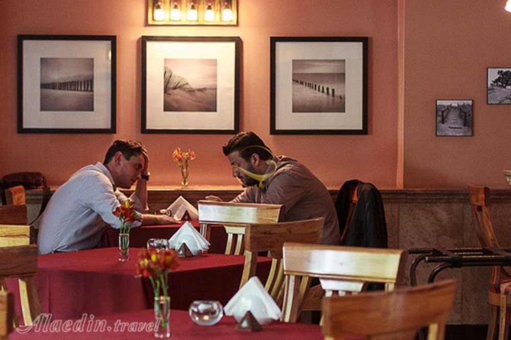 کافه رستوران هتل 3 ستاره اسکان فرصت تهران | علاءالدین تراول