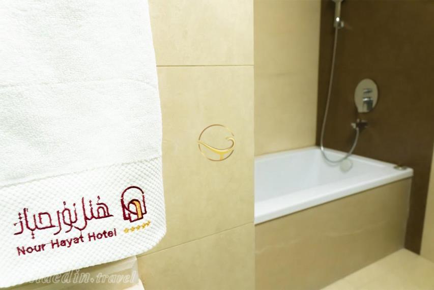 هتل نور حیات تهران | علاالدین تراول