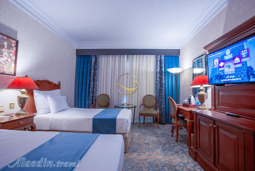 هتل پارسیان استقلال تهران | علاالدین تراول