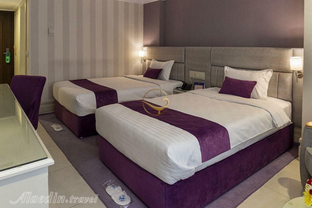 هتل سیمرغ تهران | علاءالدین تراول