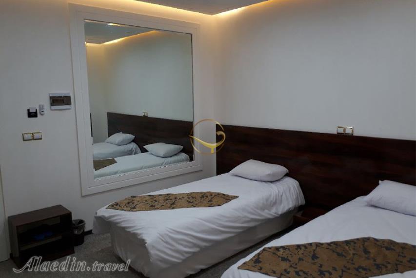 هتل ۳ ستاره عصمتی تربت جام | علاءالدین تراول