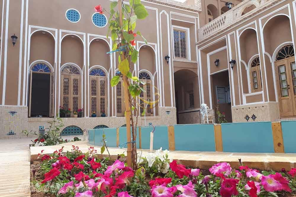 اقامتگاه آلما در یزد | علاءالدین تراول