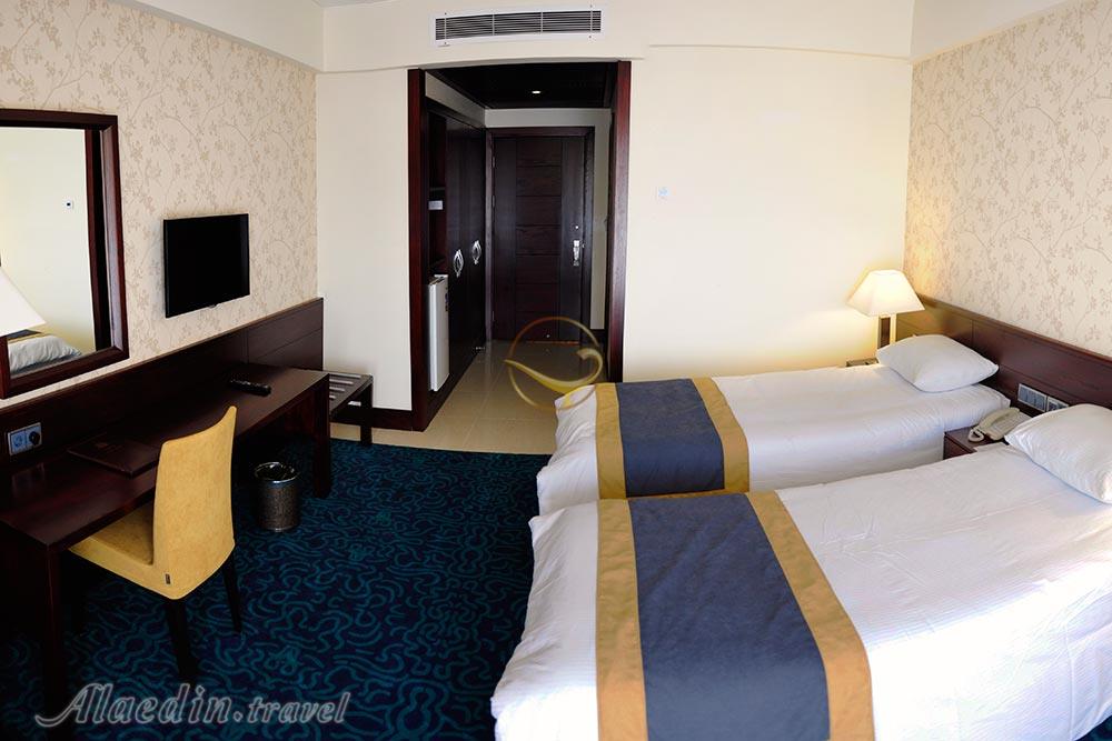 اتاق های هتل 5 ستاره ارگ جدید یزد | علاءالدین تراول