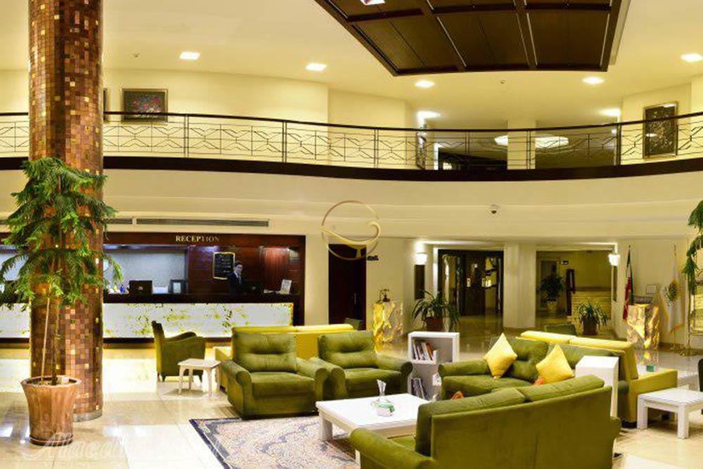 لابی هتل 4 ستاره هتل ارگ جدید یزد | علاءالدین تراول