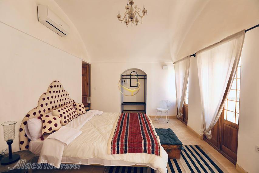 بوتیک هتل دیار یزد | علاءالدین تراول