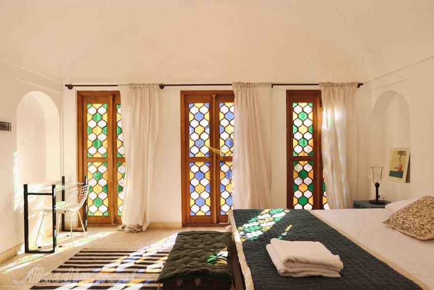 بوتیک هتل دیار یزد | علاءالدین تراول