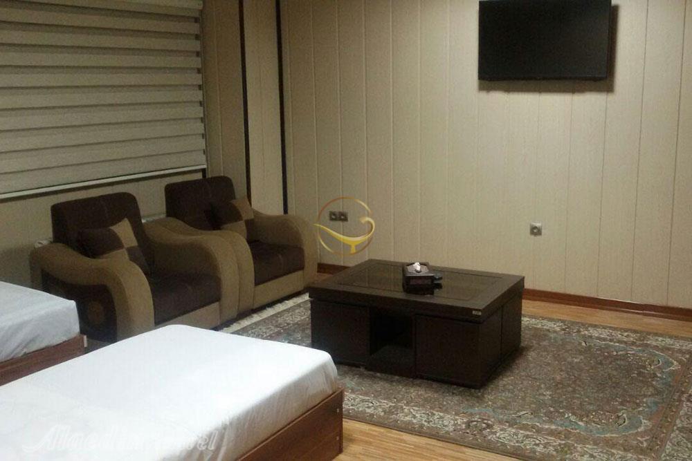 مجتمع اقامتی میلاد نور یزد | علاءالدین تراول