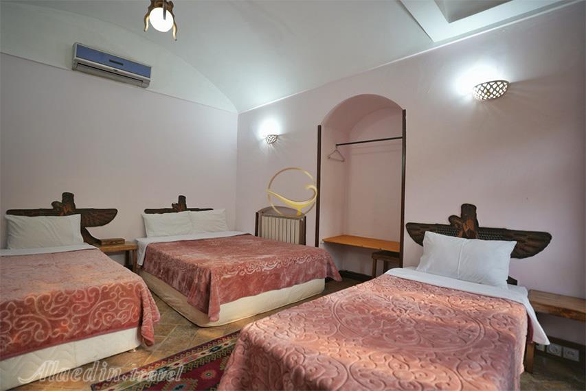 هتل سنتی رز یزد | علاالدین تراول