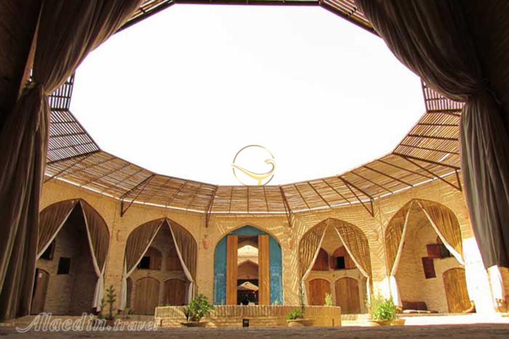 رباط (کاروانسرای) زین الدین مهریز | علاءالدین تراول