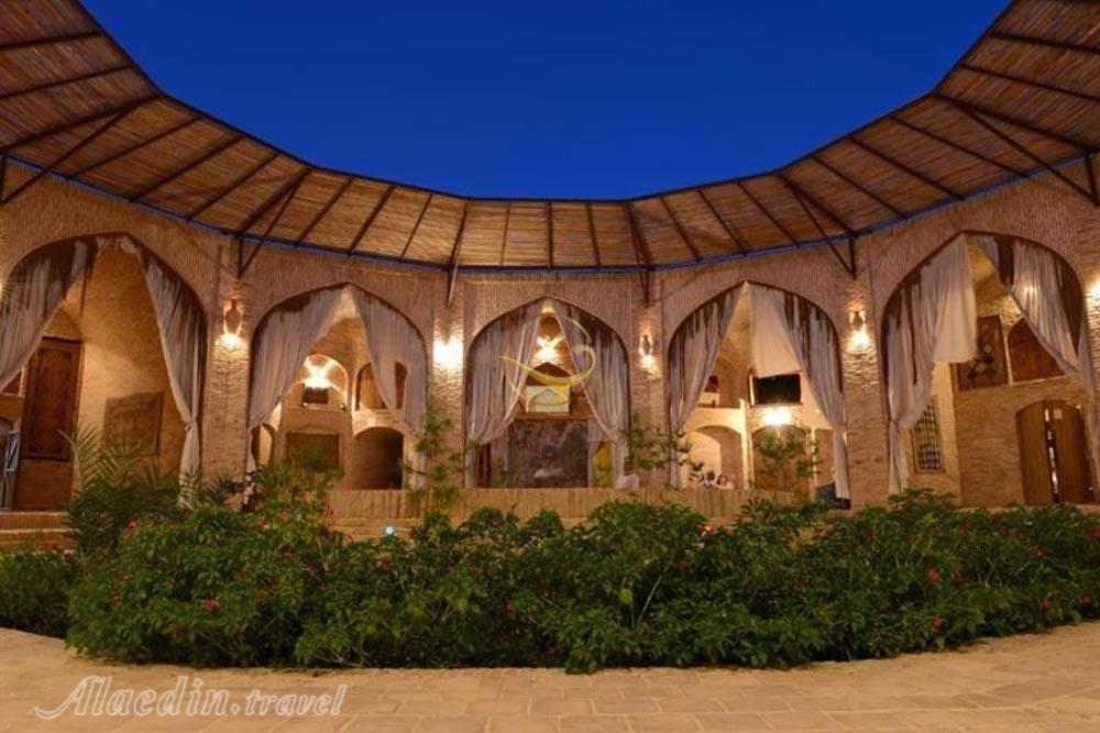 رباط (کاروانسرای) زین الدین مهریز | علاءالدین تراول