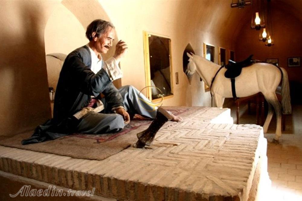 چاپارخانه میبد | علاءالدین تراول