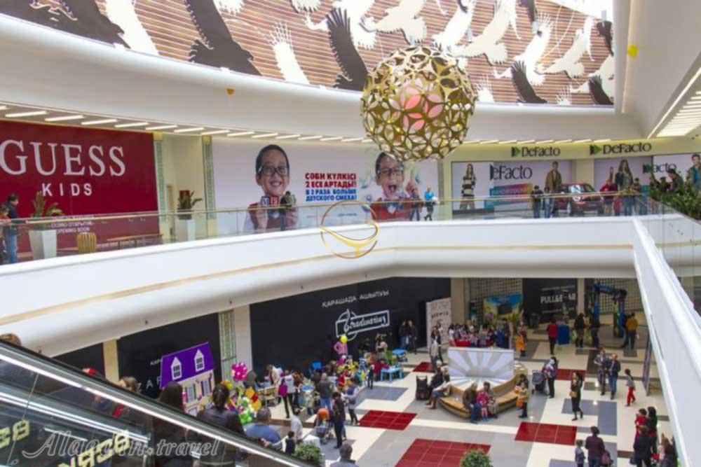 مرکز خرید مگا آلما آتا در آلماتی - قزاقستان