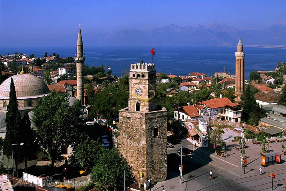 برج ساعت در آنتالیا - ترکیه | علاءالدین تراول