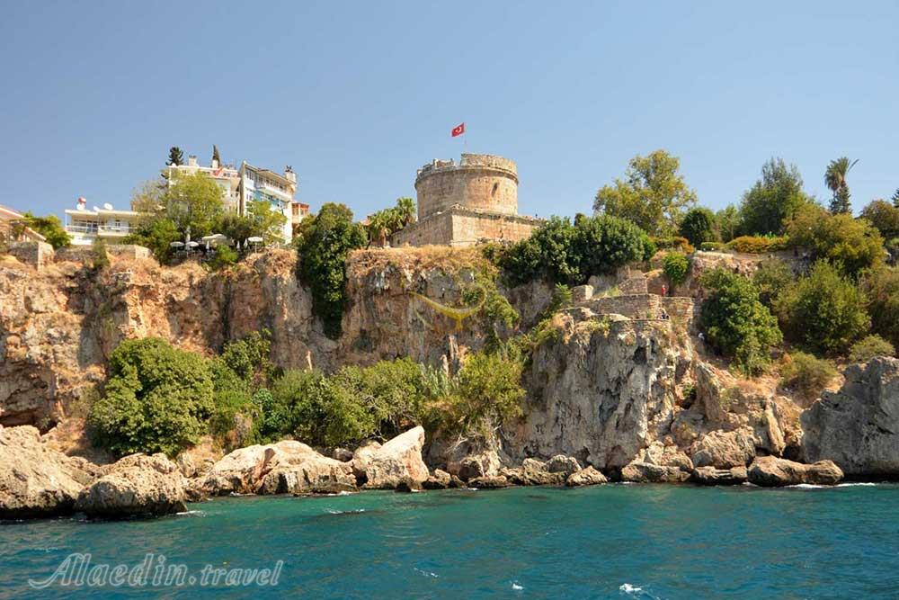 قلعه رومی در آنتالیا - ترکیه | علاءالدین تراول