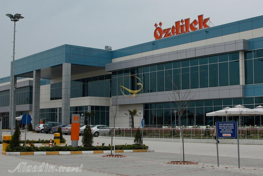 مرکز خرید اوزدیلک پارک در آنتالیا - ترکیه | علاءالدین تراول