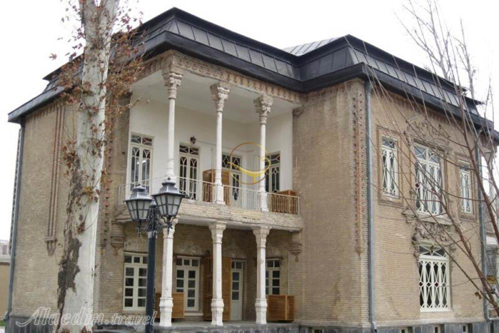 نمای بیرونی خانه تاریخی خاکباز | علاءالدین تراول