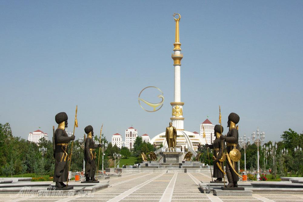 بنای یادبود استقلال عشق آباد - ترکمنستان | علاءالدین تراول