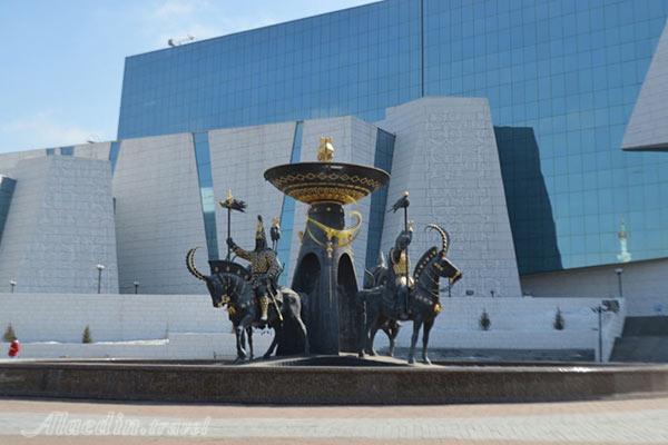 موزه ملی جمهوری قزاقستان در نور سلطان (آستانه)