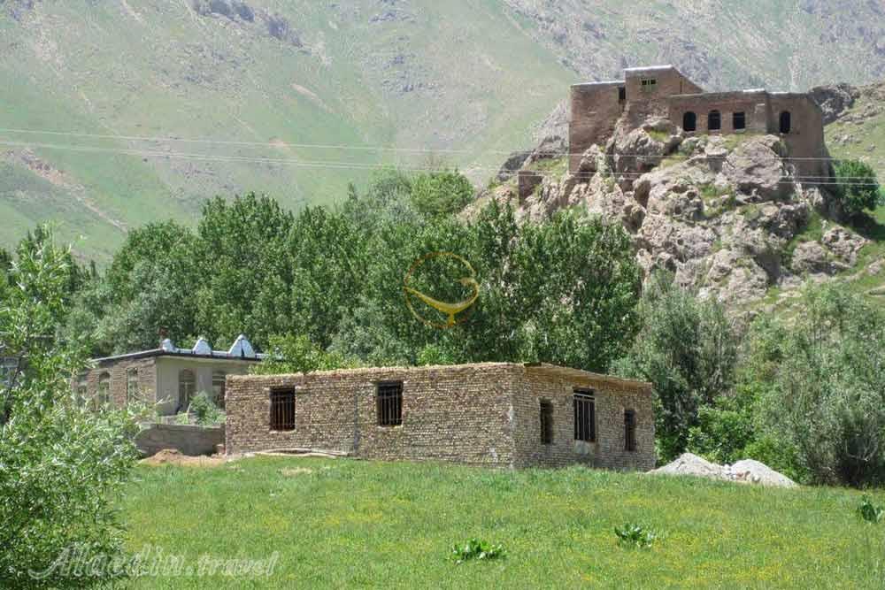 قلعه تاریخی کمندان ازنا | علاءالدین تراول