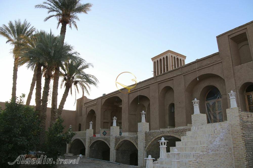 باغ تیتو بافق | علاءالدین تراول