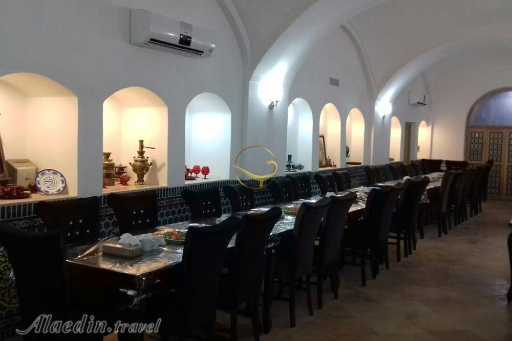 باغ تیتو بافق | علاءالدین تراول