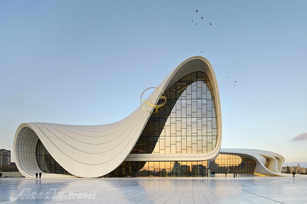 مرکز فرهنگی حیدر علی اف باکو - جمهوری آذربایجان | علاءالدین تراول