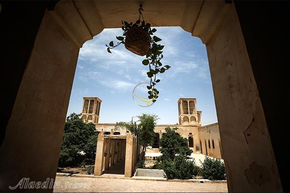 عمارت فکری (خانه فکری) در بندر لنگه | علاءالدین تراول