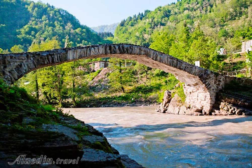 پل ماخونتستی در باتومی - گرجستان | علاءالدین تراول