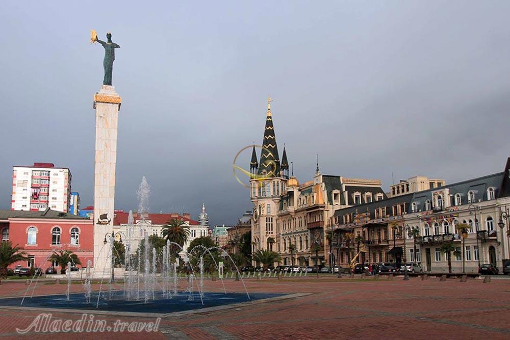 مجسمه مدیا (مدئا) در باتومی - گرجستان | علاءالدین تراول