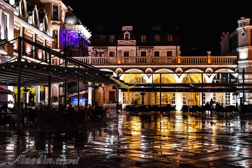 میدان پیازا در باتومی - گرجستان | علاءالدین تراول