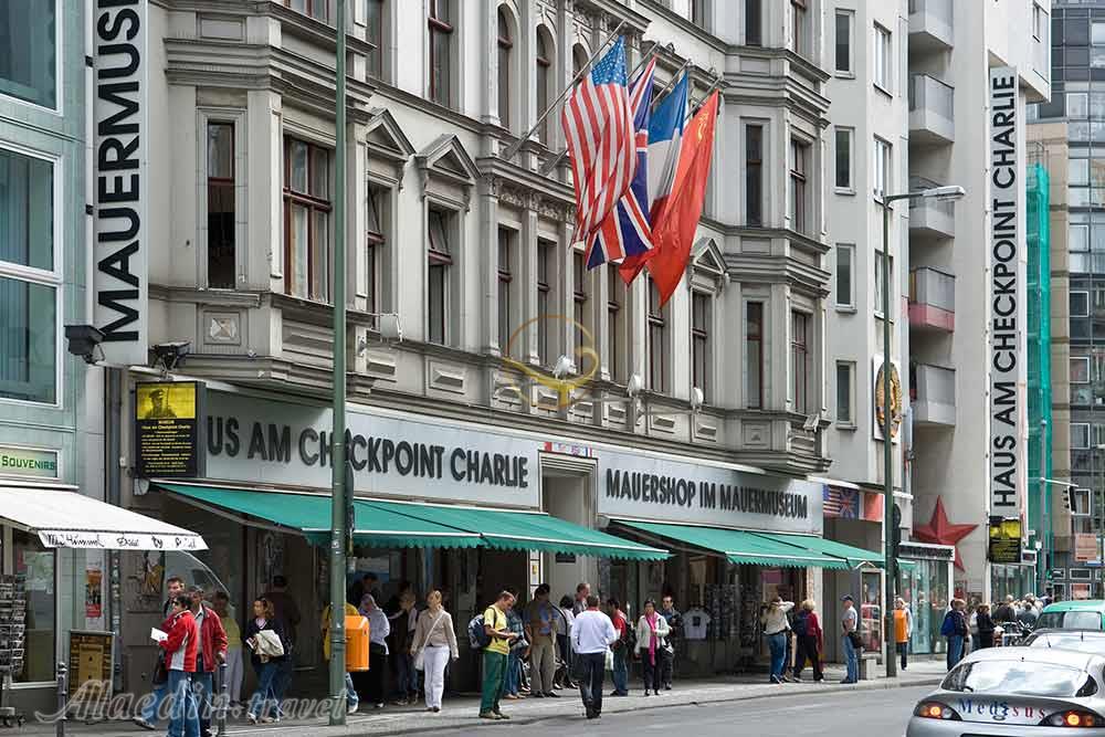 موزه بازرسی چارلی در برلین | علاءالدین تراول