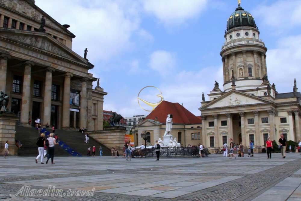 میدان شاندرمن مارکت در برلین | علاءالدین تراول