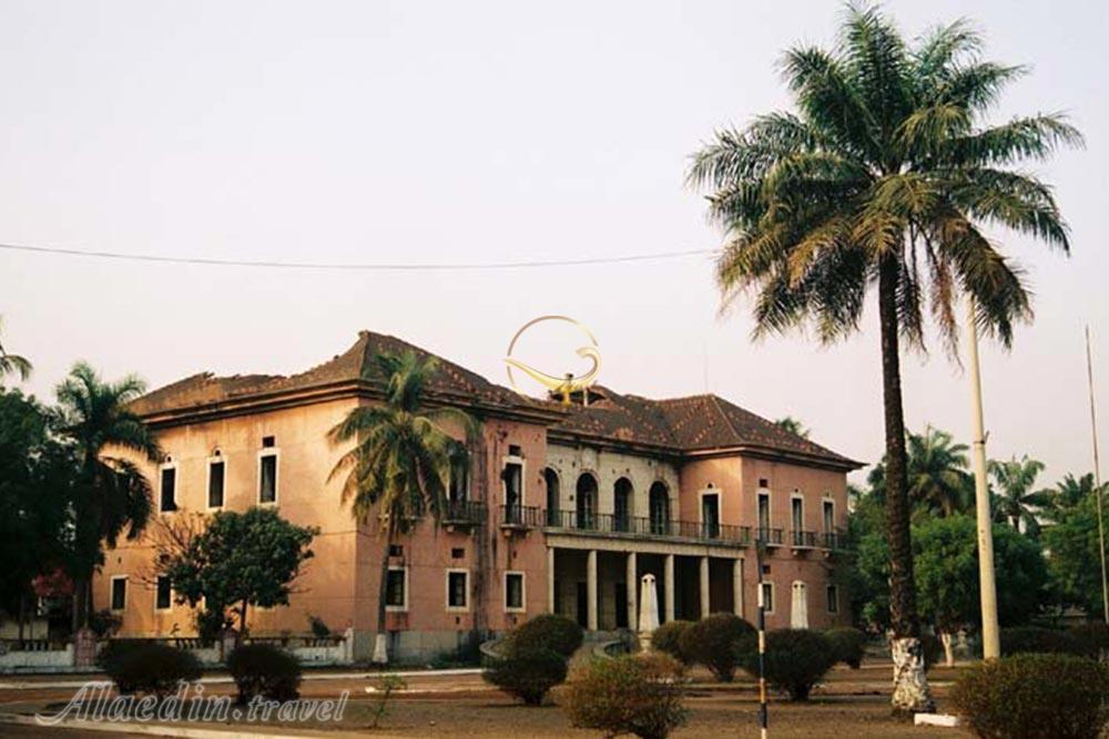 کاخ ریاست جمهوری در بیسائو - گینه بیسائو | علاءالدین تراول