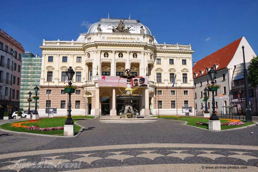 تئاتر ملی اسلواکی براتیسلاوا - اسلواکی | علاءالدین تراول