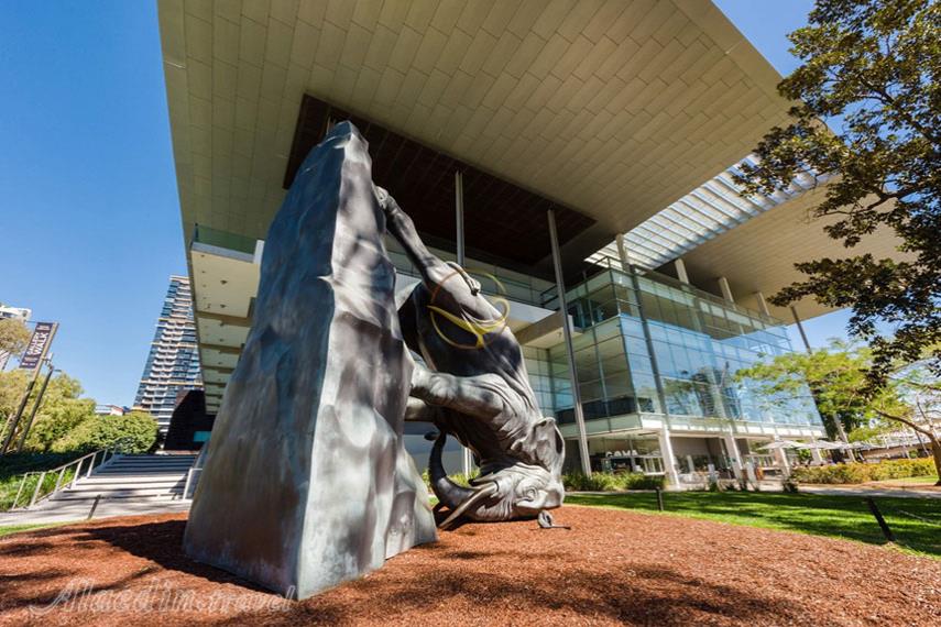 نگارخانه کوئینزلند گالری هنر مدرن بریزبن | علاالدین تراول