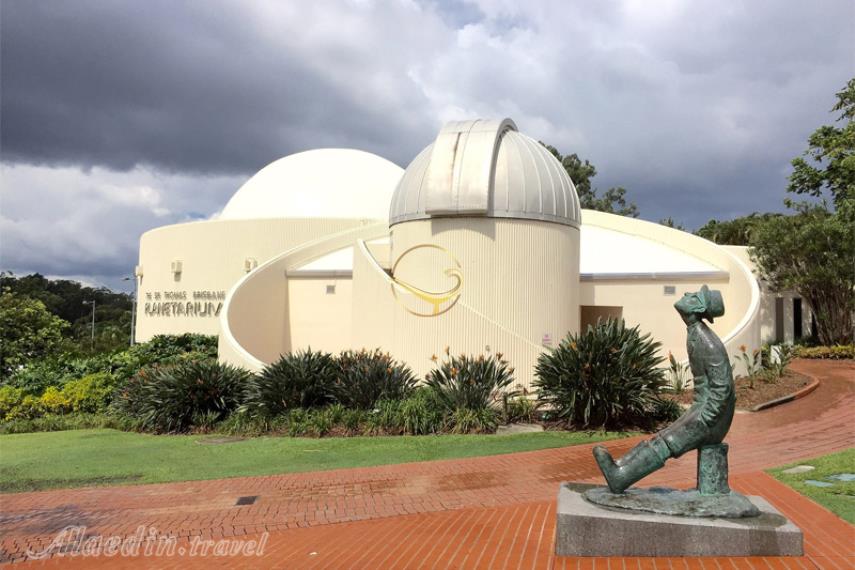 رصدخانه سر توماس بریزبن | علاالدین تراول