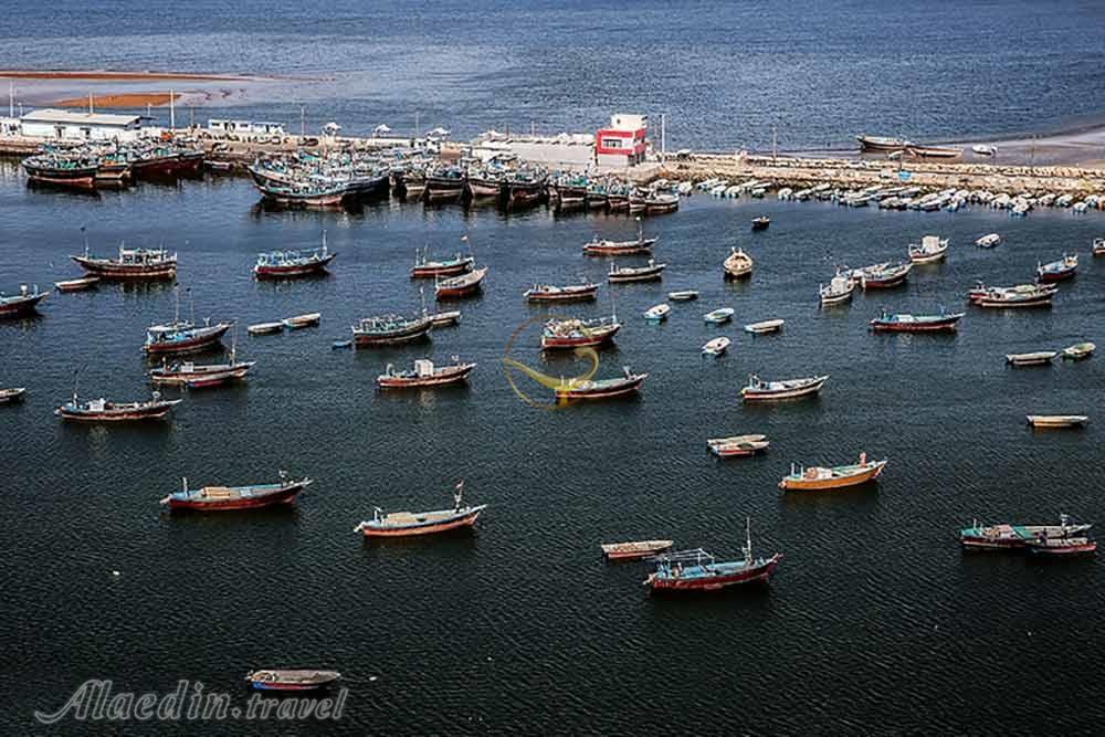 تفریحگاه ساحلی دریا کوچک چابهار (اسکله فروش ماهی) | علاءالدین تراول