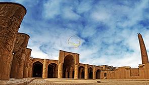 مسجد تاریخانه دامغان